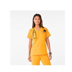 FIGS Catarina One Pocket Scrub Top Emergency Yellow Large